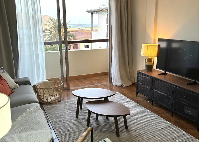 New Seaview - Cristianos Ii * Los Cristianos (Tenerife)